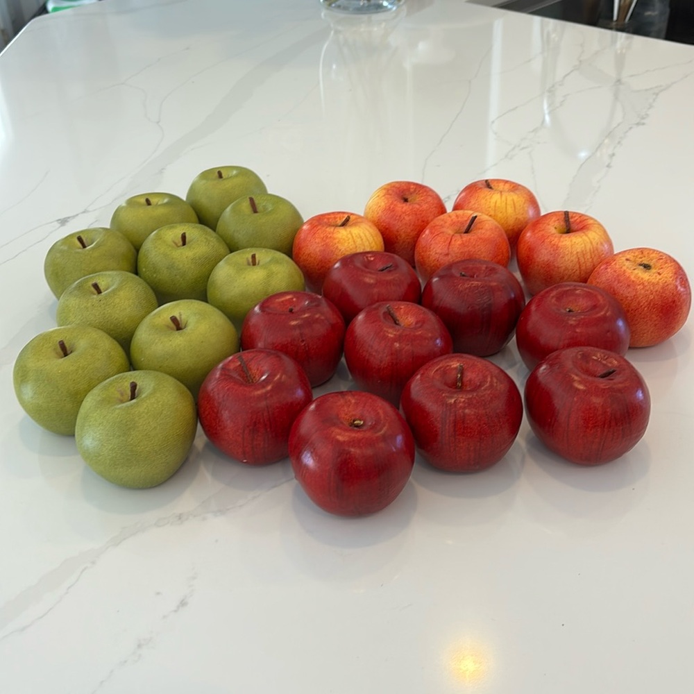 Faux Apples